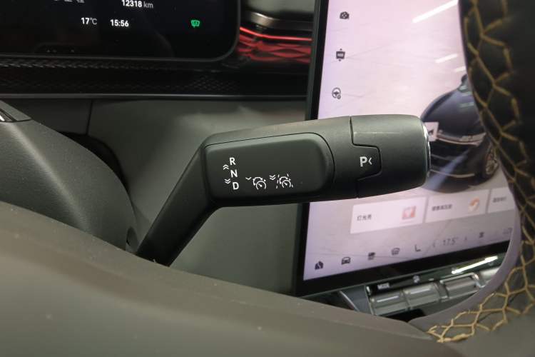 Used Zeekr 7X 2025 75 kWh Rear-Wheel Drive Intelligent Driving Version
