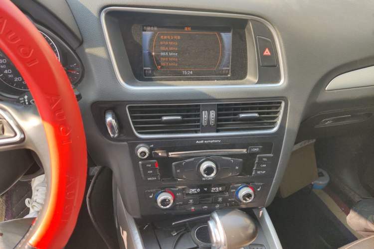 Used Audi Q5 2017 Plus 40 TFSI Technology Model