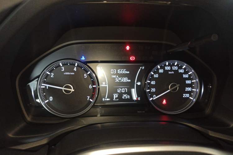 Used Honda Envix 2022 180TURBO CVT Comfort Version
