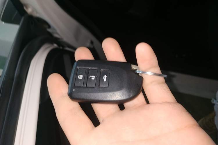 Used Toyota Vios 2022 1.5L 20th Anniversary Edition Vehicle Key