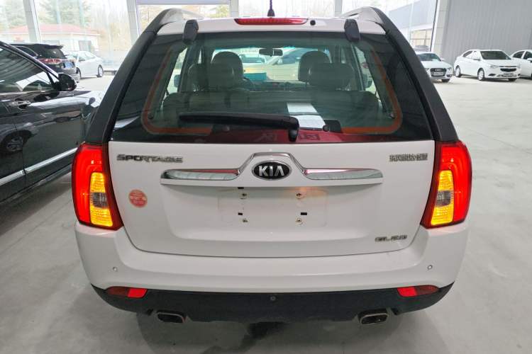 Used Kia Sportage 2013 2.0L Manual Two-Wheel Drive GL Trim