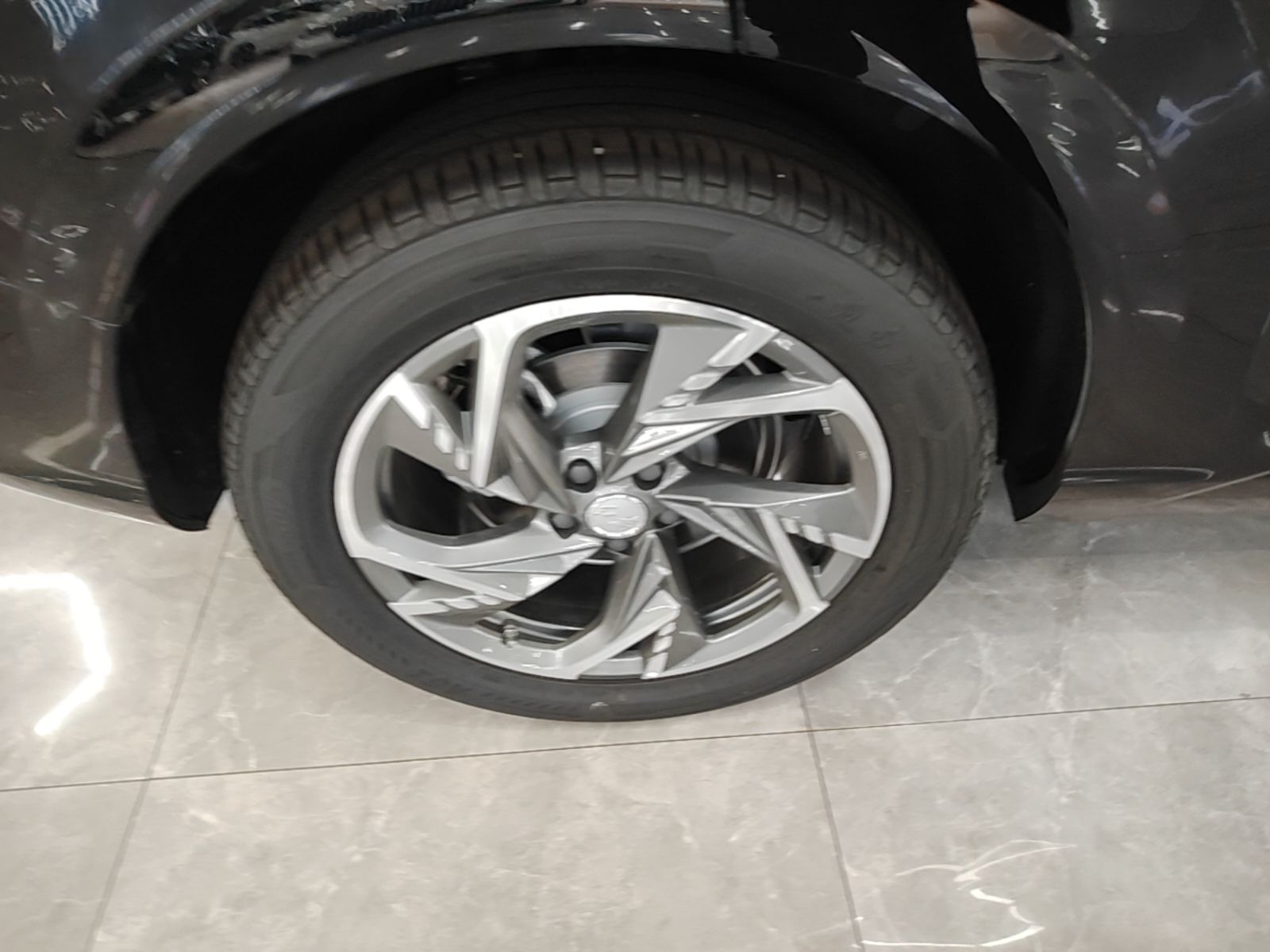 Hongqi HS3 PHEV 2024 PHEV 115km Jingwei Edition — снимка 11