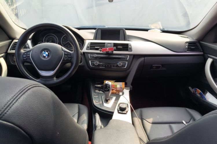 Used BMW 3 Series GT 2016 320i Fashion Model
