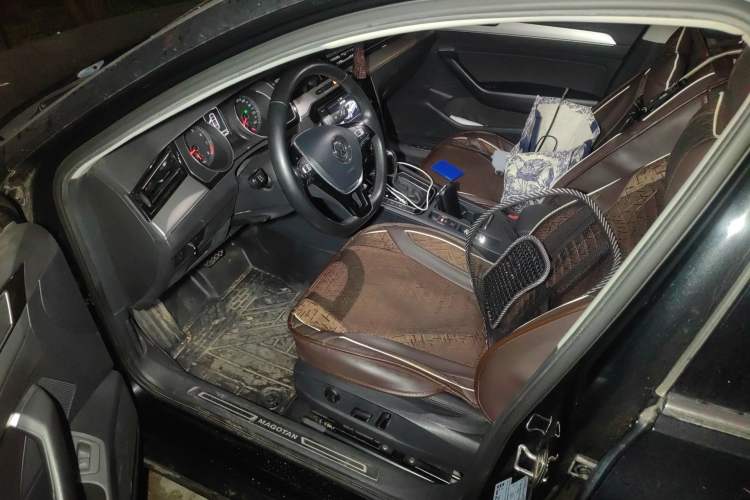 Used Volkswagen Magotan 2017 330TSI DSG Leading Model Driver Seat