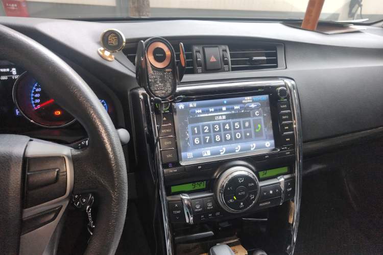 Used Toyota Reiz 2010 2.5S Fengdu Jinghua Edition Audio And AC Panel