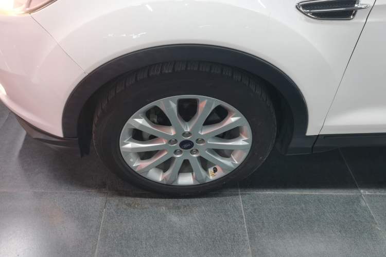 Used Ford Kuga 2015 1.5L GTDi Two-Wheel-Drive Comfort Model