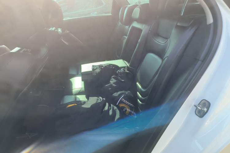 Used DS 5 2014 1.6T Luxury Edition THP160