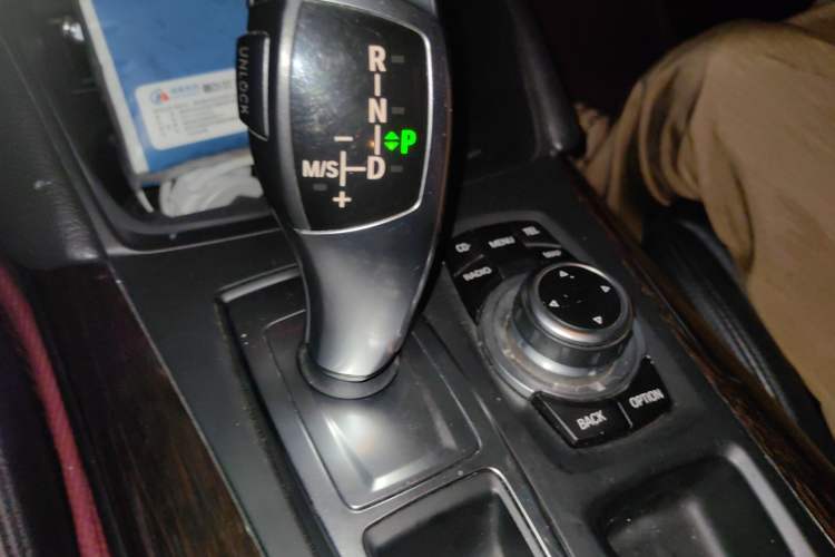 Used BMW X6 2011 xDrive50i Gear Lever