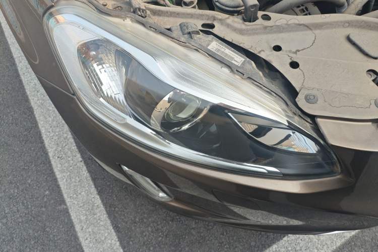 Used Volvo XC60 2015 T5 Smart Upgrade Model
