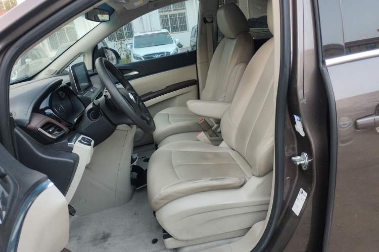 Used Buick GL8 2021 Land Cruiser Executive Class 652T Comfort Model
