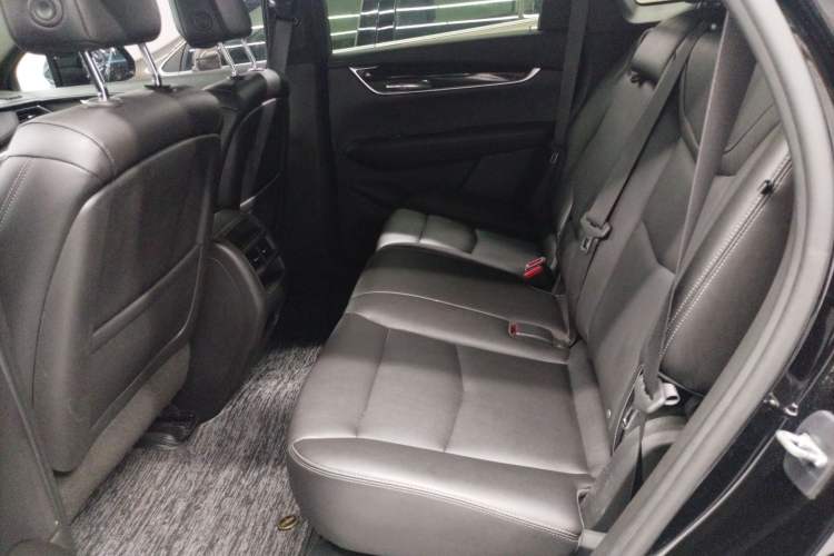 Used Cadillac XT5 2021 28T Luxury Model