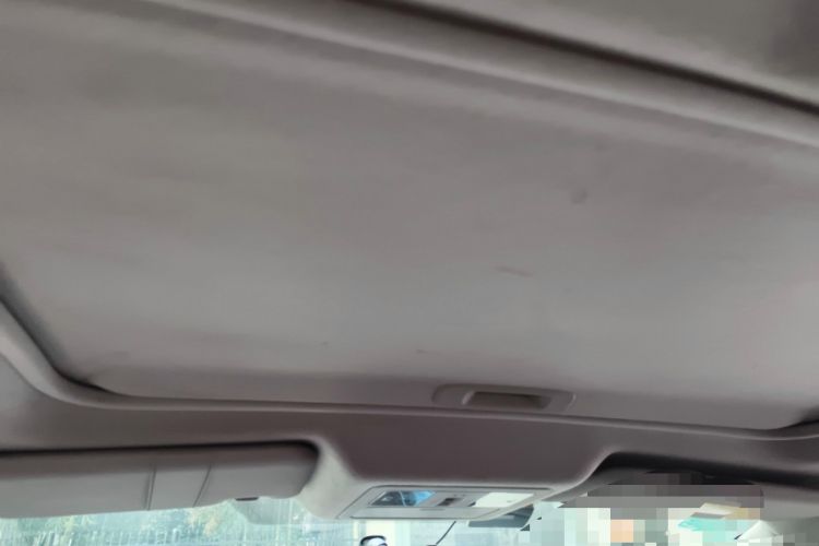 Used Nissan Tiida 2016 1.6L CVT Cool Dynamic Edition
