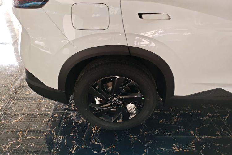 Used Dongfeng Aeolus SKY EV01 2025 530 km AIR Elite Edition
