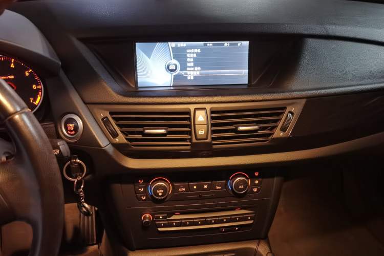 Used BMW X1 2010 sDrive18i Luxury Model
