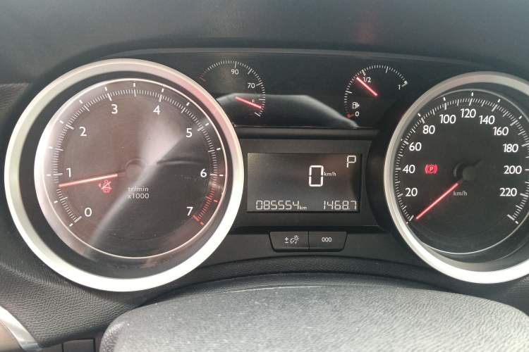Used Peugeot 408 2015 1.2T Automatic Luxury Edition Instrument Cluster
