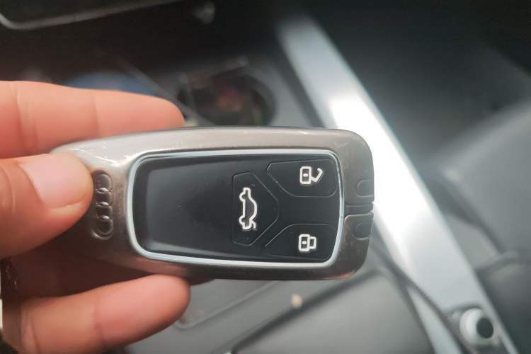 Used Audi A4L 2022 40 TFSI Fashion Dynamic Model
