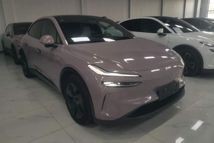 Used ONVO L60 2024 60 kWh Rear-Drive Version
