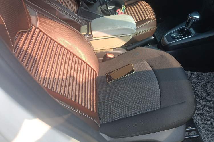 Used Peugeot 301 2016 1.6L Automatic Comfort Edition