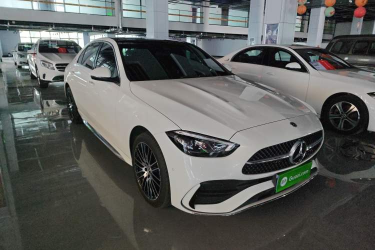 Used Mercedes-Benz C-Class 2025 Facelift C 260 L Sport Edition Front Right 45 Deg