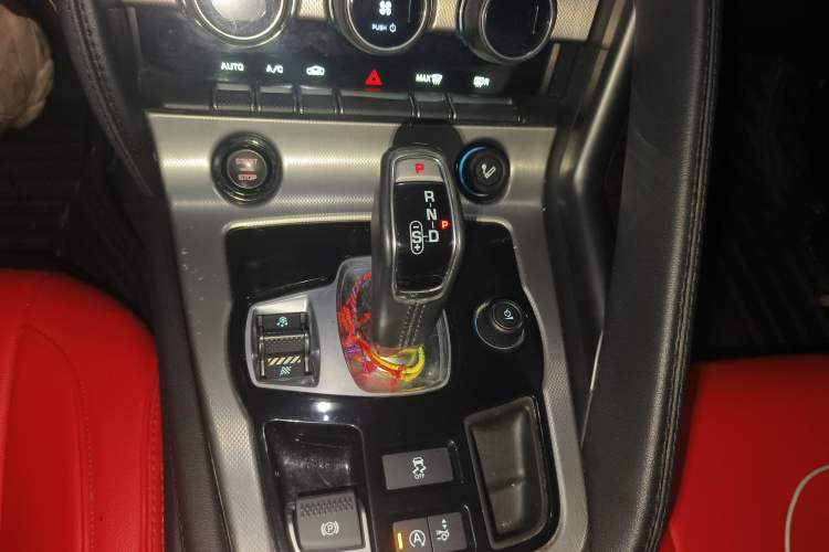 Used Jaguar F-TYPE 2016 3.0 SC Hardtop Version Gear Lever