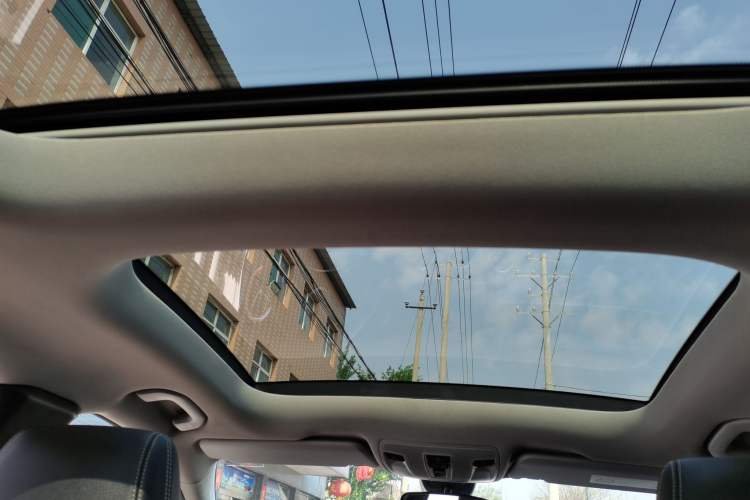 Used Mercedes-Benz GLA 2016 GLA 200 Sport Edition Headliner