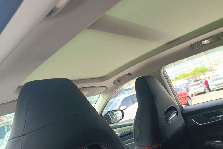 Used MG Pilot 2021 300TGI Automatic Two-Wheel Drive Trophy Prestige Edition Headliner