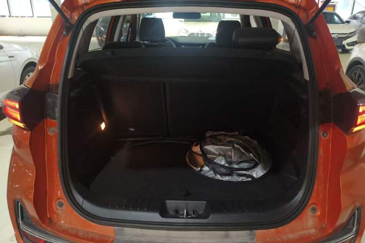 Used Changan CS15 2019 1.5L Automatic Flagship Version China VI Standard