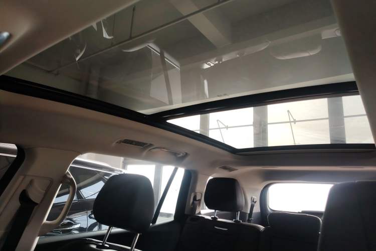 Used Hongqi HS7 PHEV 2024 2.0T PHEV Four-Wheel Drive Flagship Edition 7 Seats
