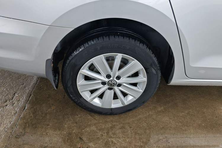 Used Volkswagen Jetta 2015 Zhuihui Edition 1.6L Manual Comfort Model