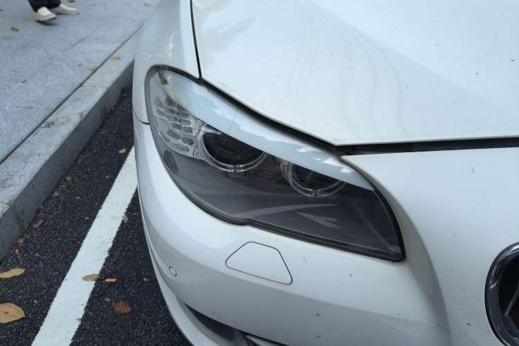 Used BMW 5 Series 2011 523Li Leading Model