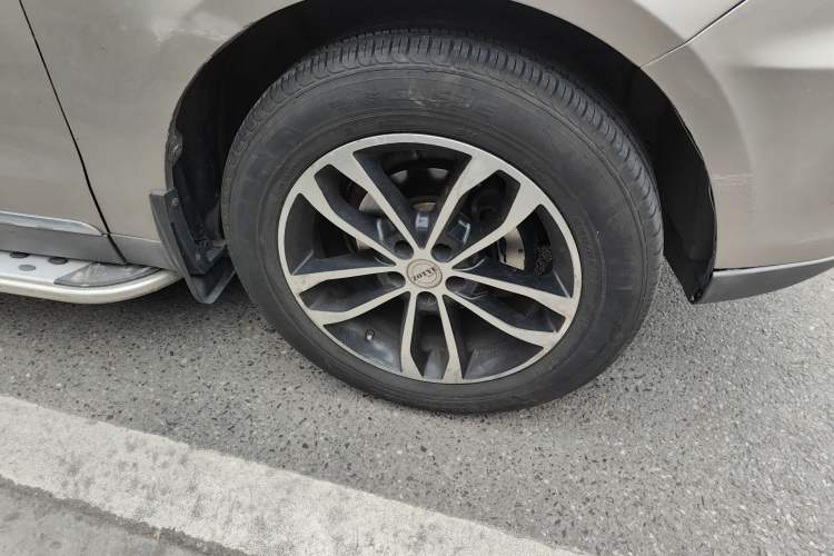 Used Zotye T600 2015 2.0T DCT Prestige Edition