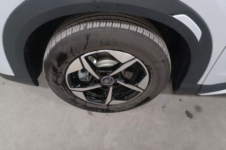 Used BYD Yuan UP 2025 Intelligent Driving Version 401 km Beyond-Range Edition