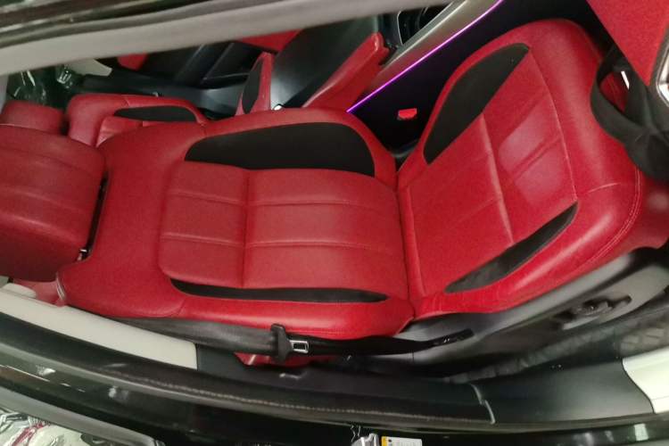 Used Land Rover Range Sport 2018 3.0 SC V6 HSE DYNAMIC Right Front Seat