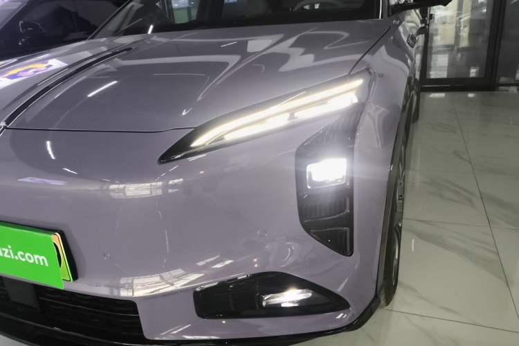 Used Hongqi Tiangong 08 2025 680 Ultra Four-Wheel-Drive Version Left Front Headlight