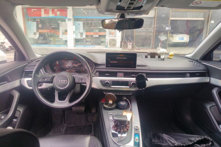 Used Audi A4L 2019 40 TFSI Fashion Edition China VI Emission Standard
