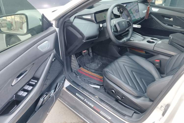 Used Deepal SL03 2023 200Max Range-Extended Version
