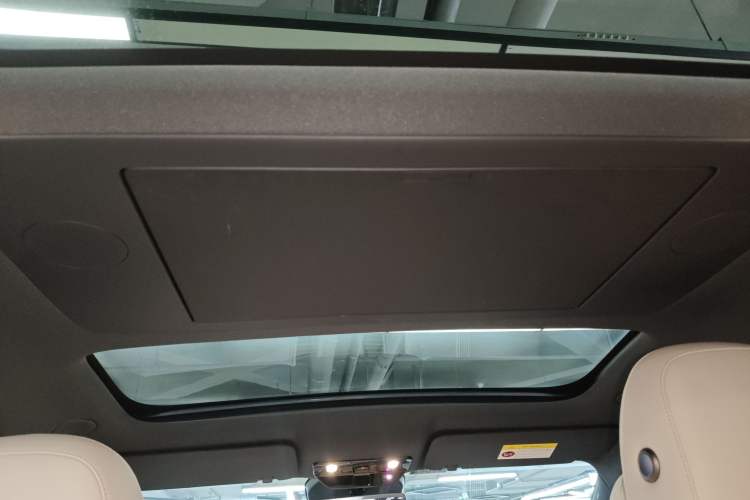 Used Li Auto Li Auto i6 2025 Model Two-Wheel-Drive Standard Type
