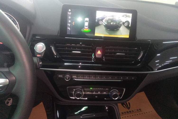 Used BMW 1 Series 2021 125i M Sport Night Edition Audio And AC Panel