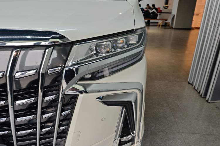 Used Toyota Vellfire 2020 Dual-Engine 2.5L HV Prestige Edition