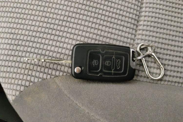 Used Geely Auto Classic Emgrand 2013 Sedan 1.5L Manual Entry-Level Model
