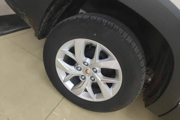 Used Wuling Hongguang S3 2019 1.5L Manual Standard Version China VI Standard
