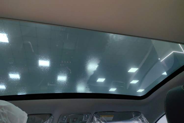 Used Roewe i6 MAX New Energy 2023 EV 420 Skyroof Special Edition
