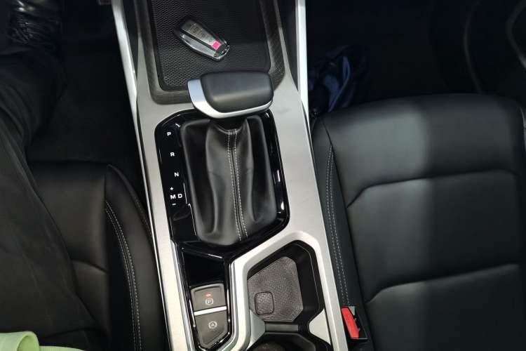 Used Geely Auto Emgrand 2025 4th Generation 1.5L CVT Longteng Edition
