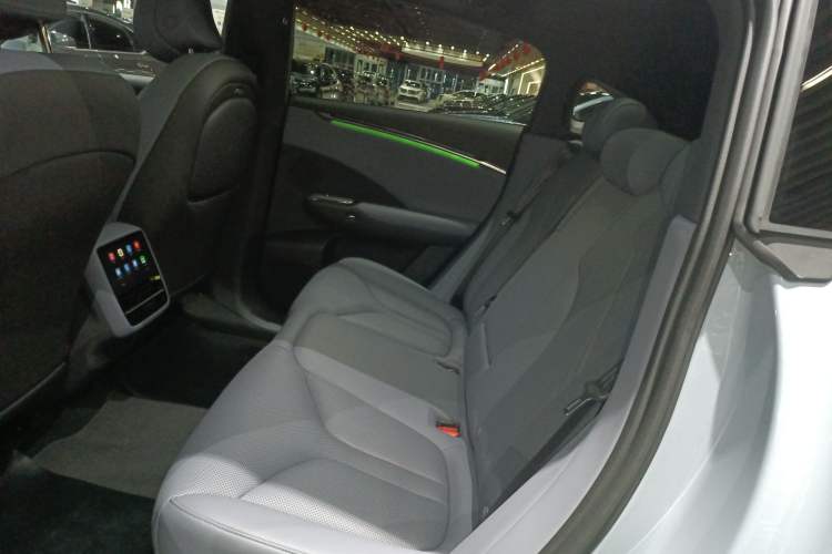 Used XPeng G7 2025 Model—702 Ultra Long Range Left Rear Seat