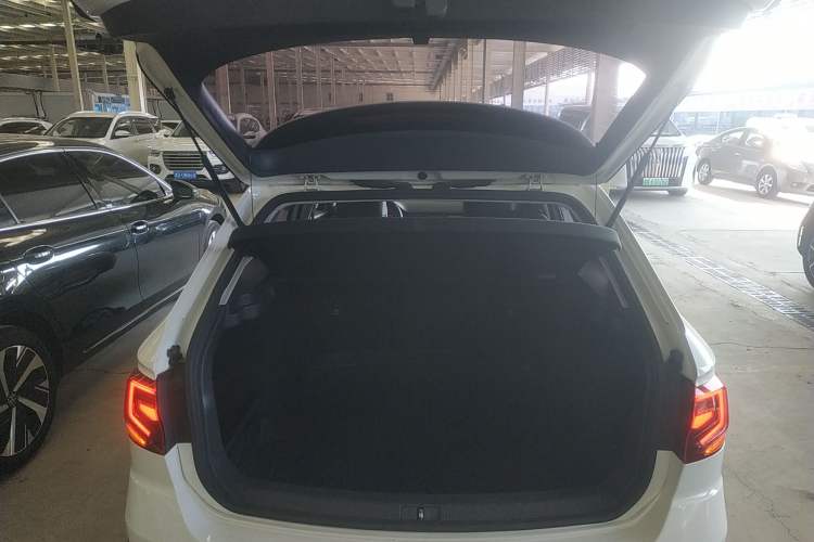 Used Volkswagen C-TREK 2018 1.5L Automatic Comfort Model
