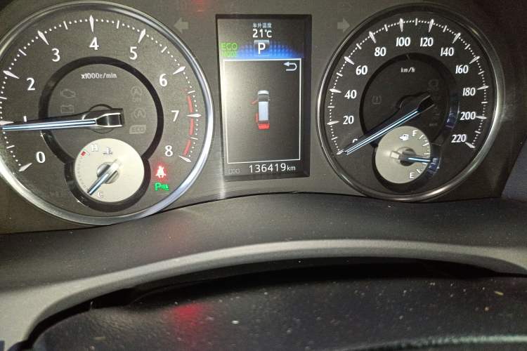 Used Toyota Alphard 2015 3.5L Prestige Edition Odometer Close Up