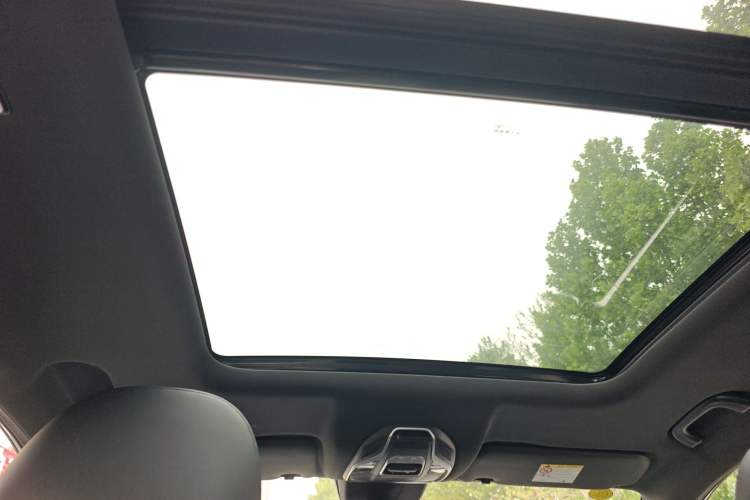 Used Geely Auto Haoyue L 2024 2.0T DCT Prestige Version Headliner