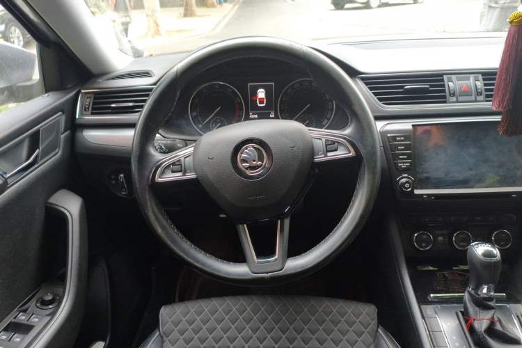 Used Skoda Superb 2016 TSI280 DSG Innovation Edition
