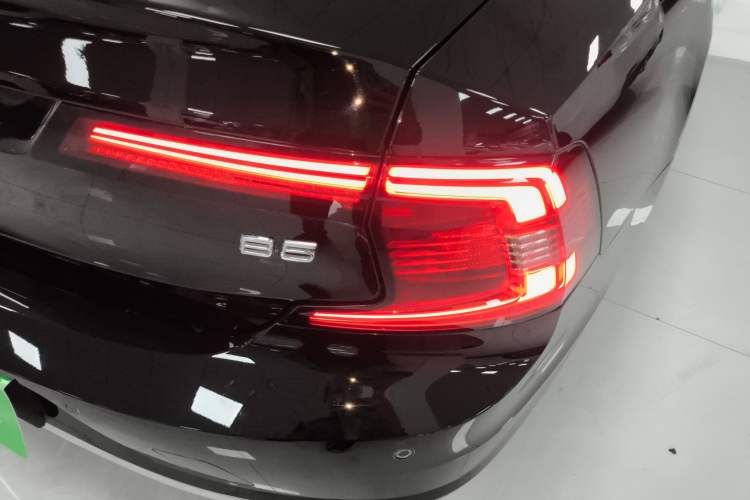 Used Volvo S90 2022 B5 Zhiyi Luxury Edition Exterior 3