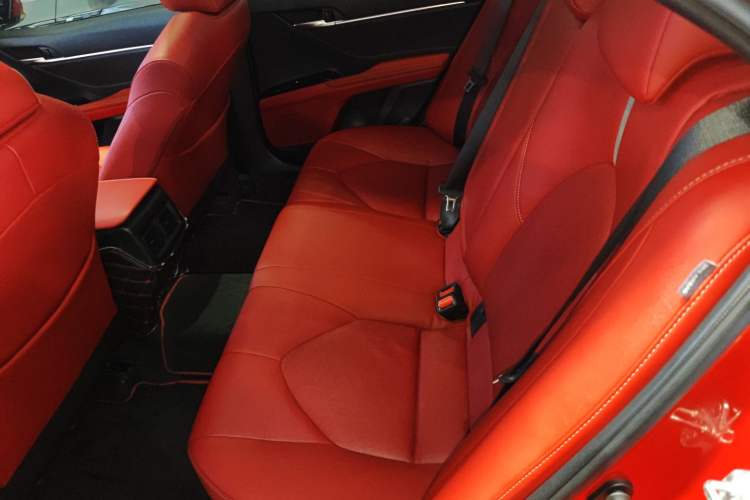 Used Toyota Camry 2019 Revised Version 2.0S Fēngshàng Edition